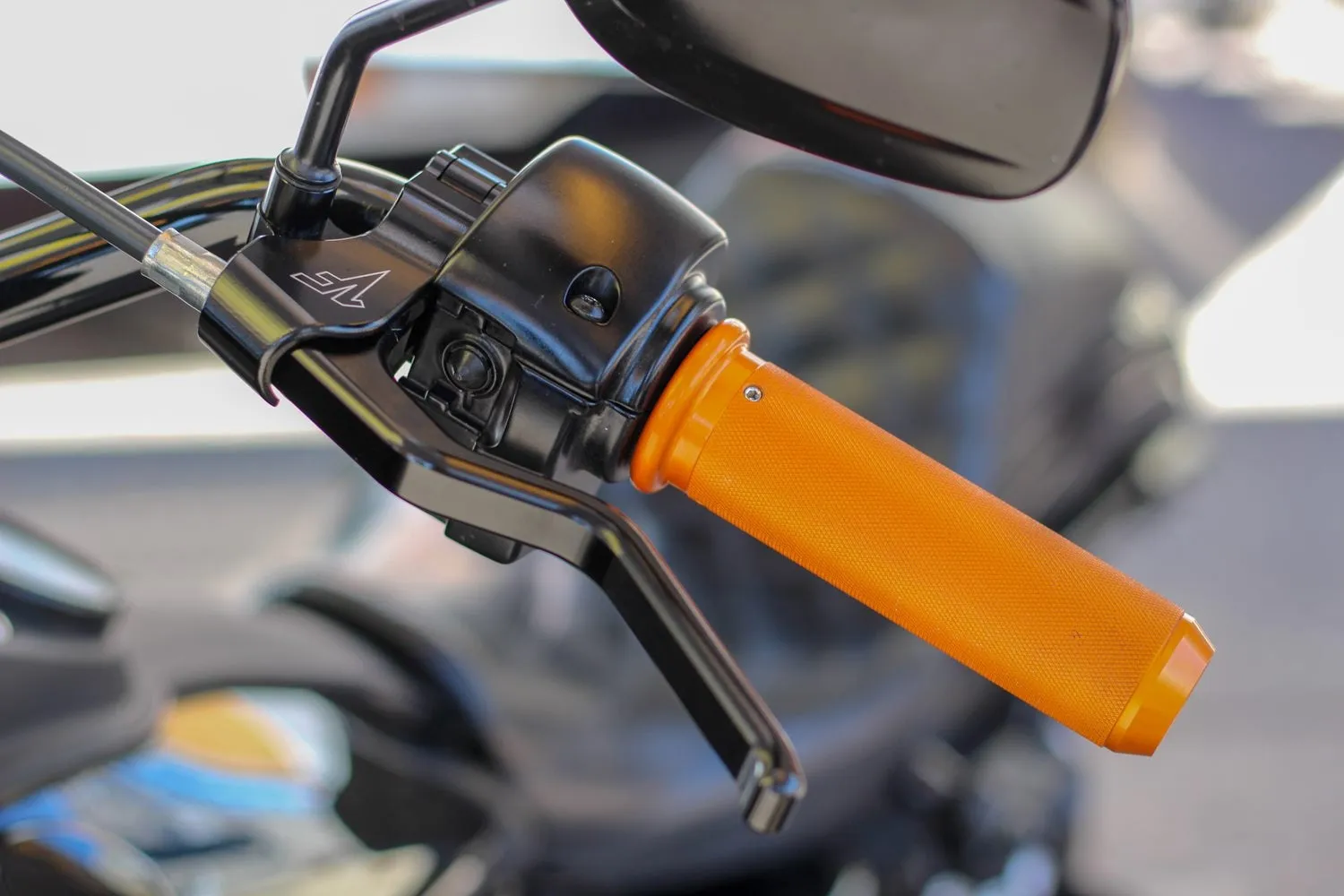 Easier Pull Clutch Lever Assembly | 2FNGR | Chrome - Dyna/Softail/Sportster